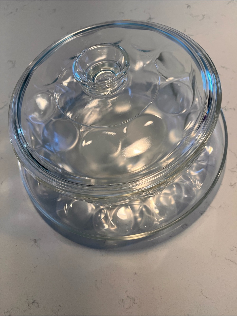 Vintage PYREX Sculptured Teardrop Ovenware Covered Casserole w/ 11″ Tray
